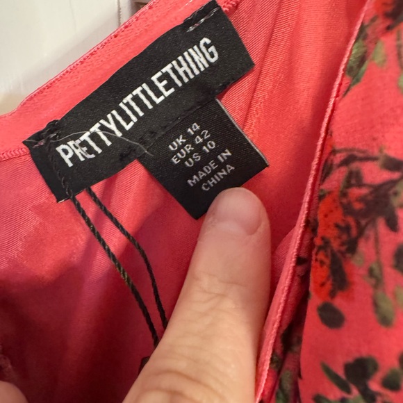 NWT Pretty Little Things Floral red/pink Dress - Picture 4 of 4